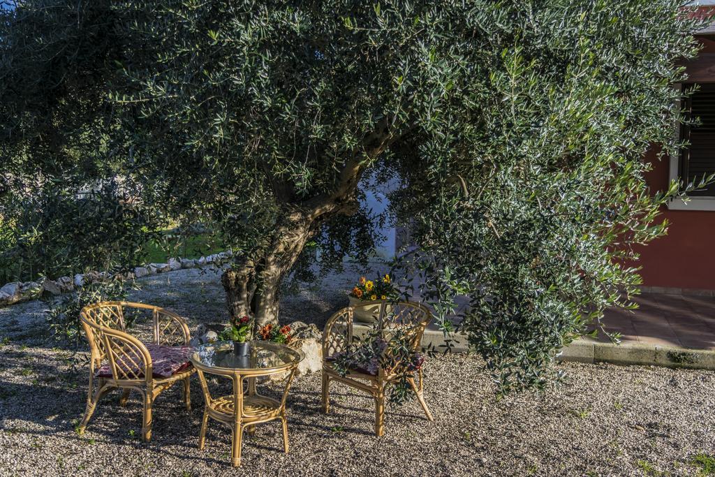 Tenuta Ingegna Apartments Porto Cesareo Exterior foto